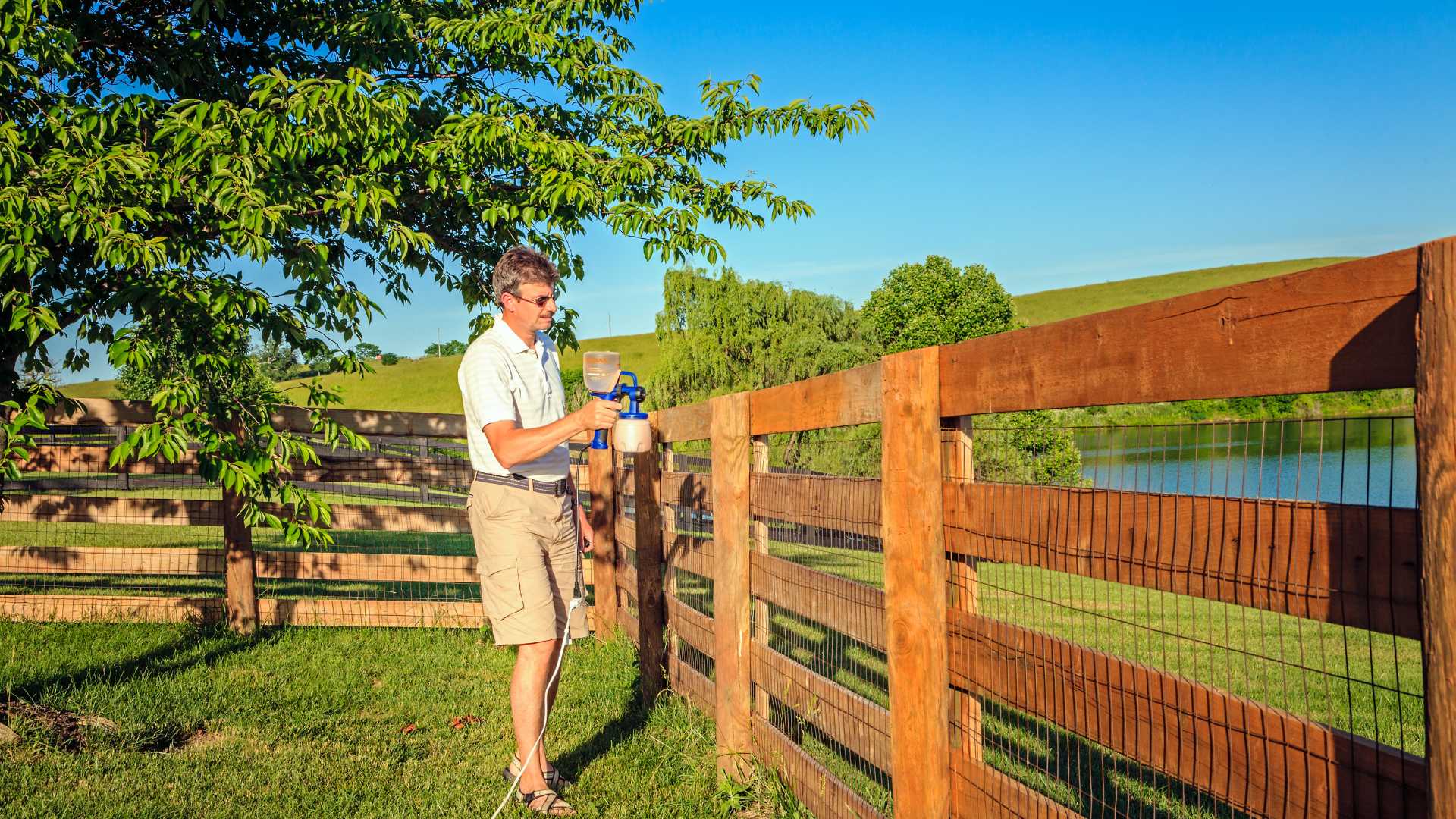 How Long Does Deck Stain Last in Texas Sun?