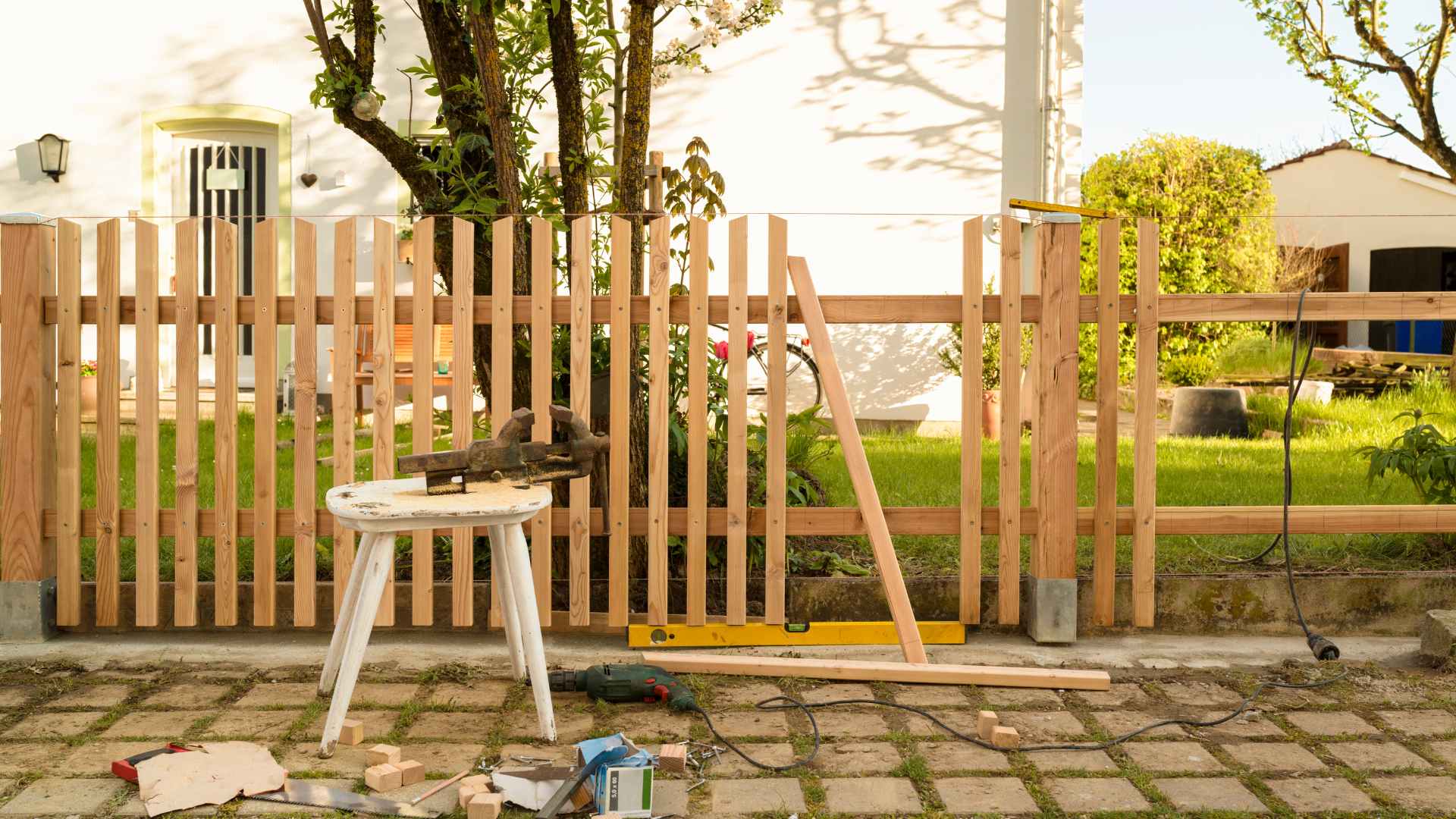The Best Deck Materials for a Pool in Austin