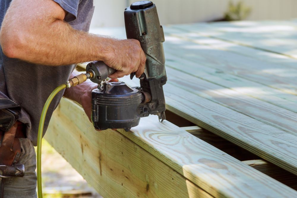 Deck Construction: Avoiding Common Mistakes for a Safe and Durable Structure